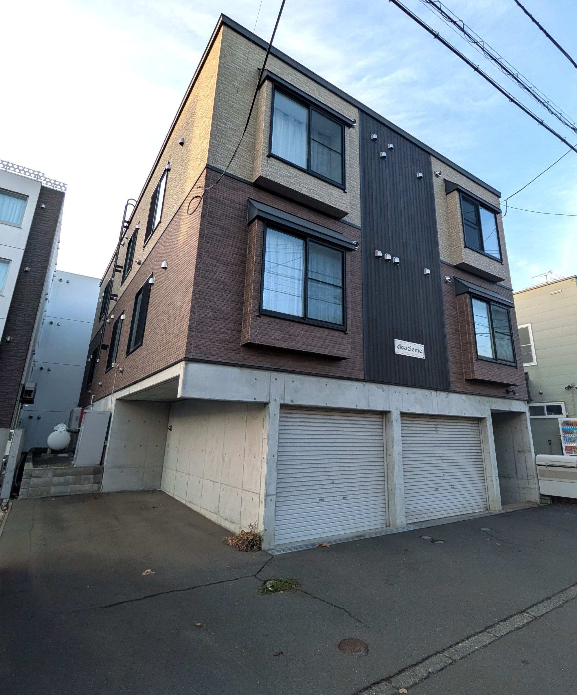 平岸1条2丁目アパート　一棟収益物件の写真